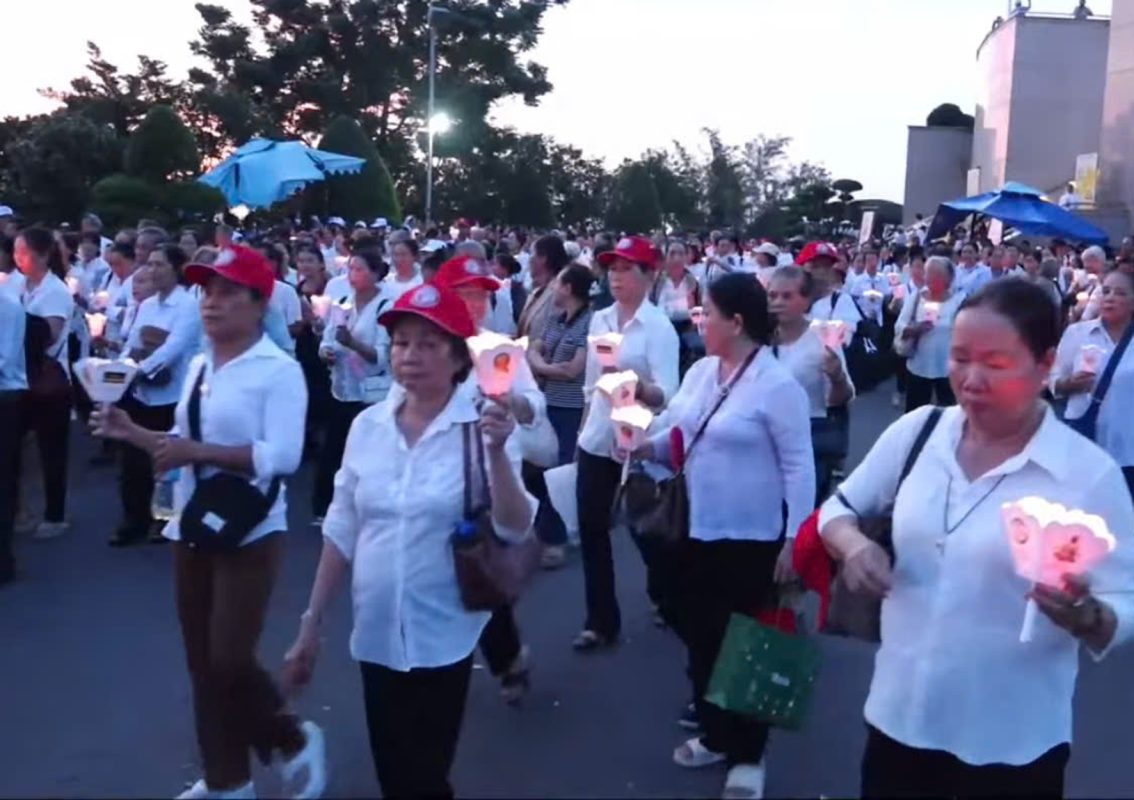 NGÀY SỐNG THÁNH THỂ - NIỀM HY VỌNG CHO NGƯỜI LỮ HÀNH TẠI TRUNG TÂM ĐỨC MẸ NÚI CÚI 13 z6873757926544 8aaeca04233b606b5faa83deca17f489