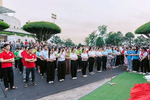 GIỚI TRẺ VÀ THÁNH TÍCH CARLO ACUTIS 4 z7173894960269 f06d74a061922316de85c9cde458c0a6