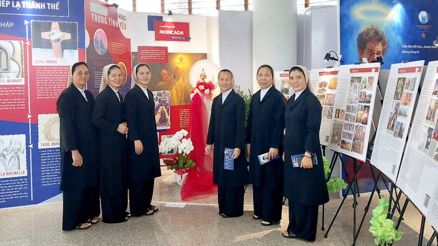 z7173735614703 ff1652de403e2b1b92a3a489d5eebaa3