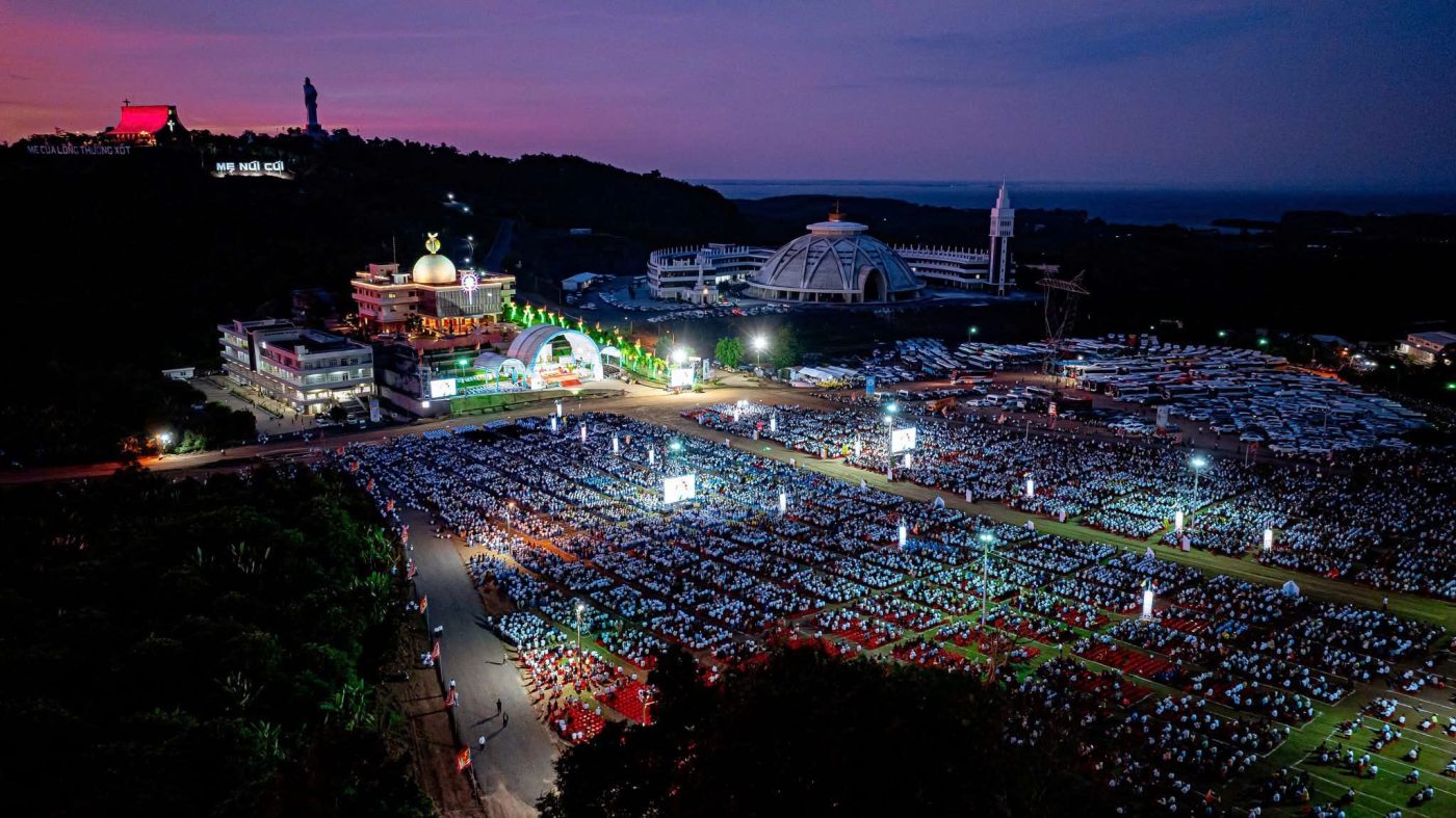 THÁNH LỄ TẠ ƠN VÀ CÔNG BỐ CHỦ ĐỀ MỤC VỤ NĂM 2026 19 z7277481844095 c5282f5ca2178c149137de61cbb47a91